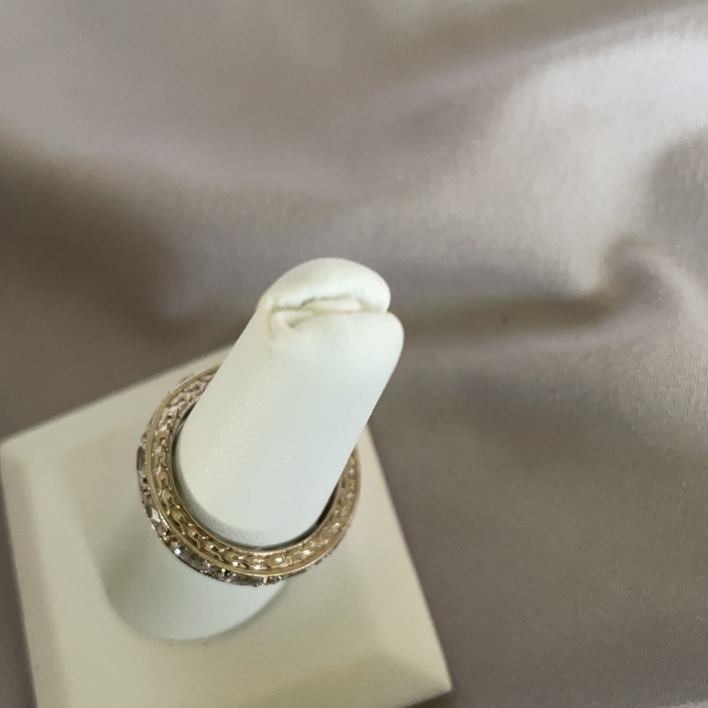 Diamond Ring - Picture 6 of 10